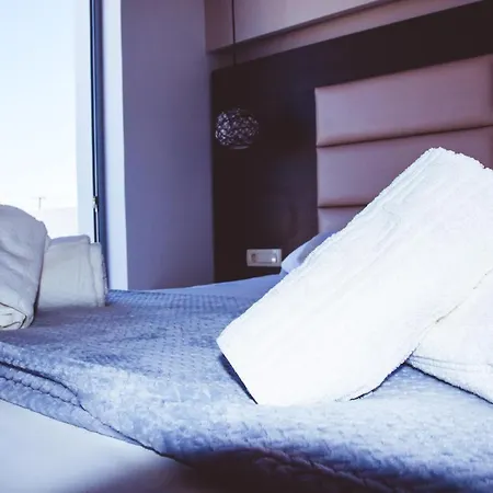 Sunshine Tigkaki (Kos)