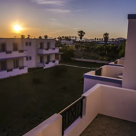 Aparthotel Sunshine 3*