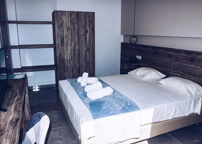 Sunshine Apartahotel 3*