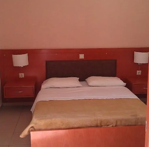 Aparthotel Sunshine 3*